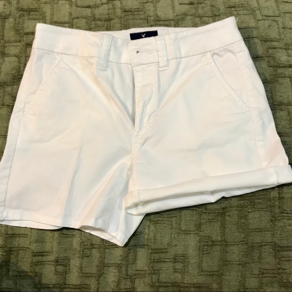 American Eagle high waisted high rise shortie